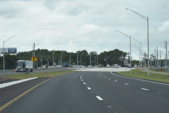 Looking west on SR 52 approaching the US 41 intersection (6-11-2024 photo)